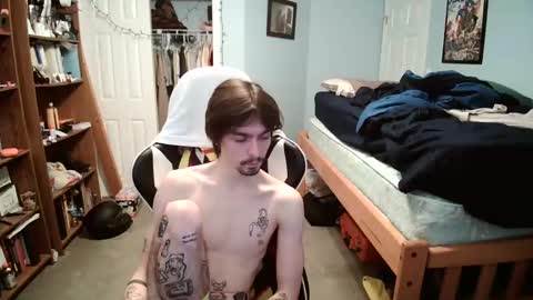 str8whiteboy21 online show from March 2, 3:31 pm