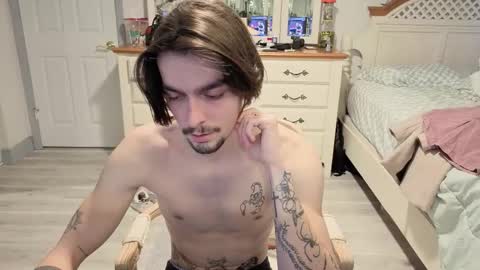 str8whiteboy21 online show from December 21, 4:59 pm