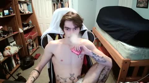 str8whiteboy21 online show from February 13, 4:17 pm