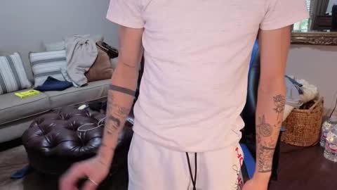 str8whiteboy21 online show from September 20, 8:31 pm