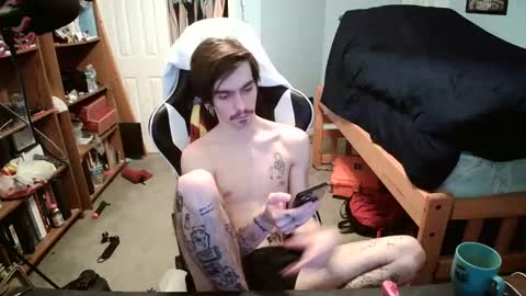 str8whiteboy21 online show from February 12, 2:32 pm