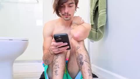 str8whiteboy21 online show from October 31, 4:32 pm