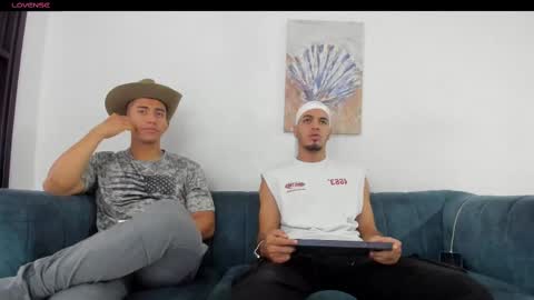 straight__friends online show from September 26, 2:15 pm