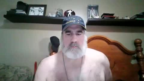 Straightbear4you online show from April 20, 12:13 am