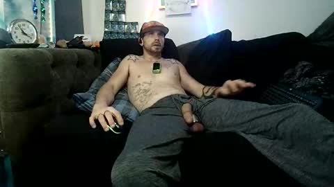 straitpipermann22 online show from March 27, 8:54 pm