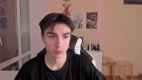 Ray online show from February 18, 3:32 pm