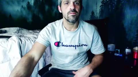 Snapshot of strangeratnight87 chatting on January 6, 6:58 am strangeratnight87 online show from January 6, 6:58 am