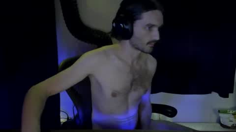 stringgreens777 online show from February 17, 8:19 pm