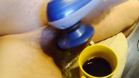 strokingmymeat336 online show from June 1, 4:07 pm