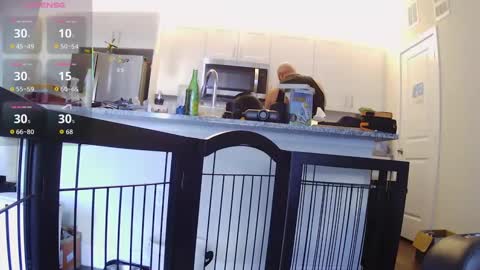 Snapshot of strong_bear89 chatting on September 23, 1:10 pm strong_bear89 online show from September 23, 1:10 pm