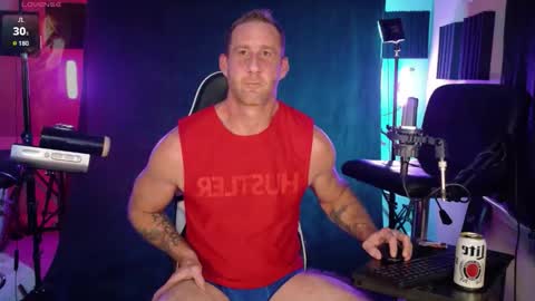 Snapshot of studforyouall chatting on October 24, 11:28 pm Ryan Long online show from October 24, 11:28 pm