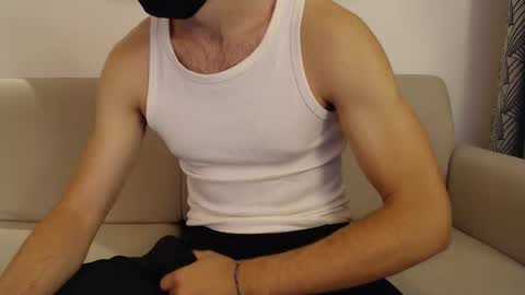 Stud From Paris online show from November 19, 6:41 pm