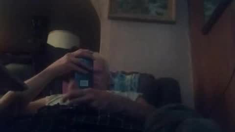 stuffamuffagus69 online show from November 20, 2:49 pm