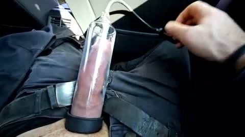 sucherealetreffen online show from February 18, 11:33 am