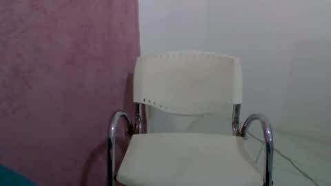 suetsemsay online show from February 21, 10:37 pm