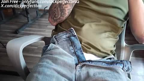 sunny valentine online show from December 1, 8:34 pm