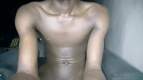 Sunnyblack2 online show from February 20, 11:21 pm