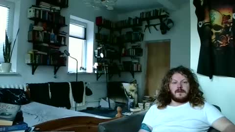 sunr1sa online show from December 31, 7:42 am