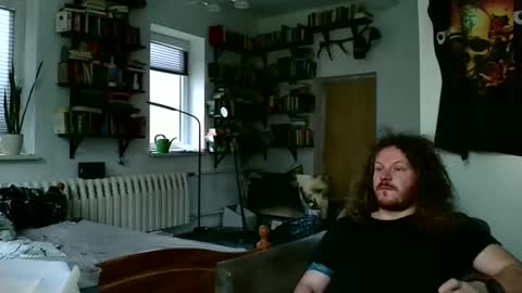 sunr1sa online show from December 11, 7:32 am