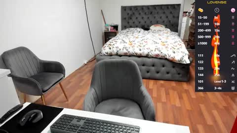 supermanboyxxl online show from September 25, 6:45 am