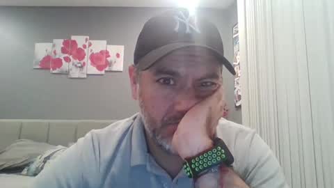 Snapshot of supernovarise chatting on February 12, 2:03 am supernovarise online show from February 12, 2:03 am