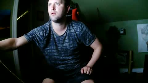 surferdudehere69 online show from June 17, 8:49 am