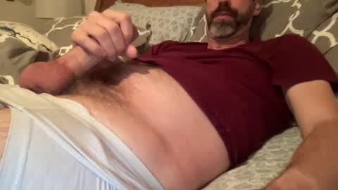 Snapshot of surfguy82 chatting on February 11, 3:18 am SurfGuy82 online show from February 11, 3:18 am