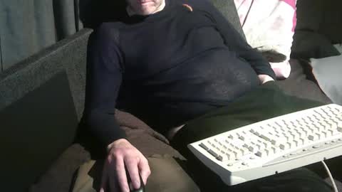 ArnSwart online show from November 16, 3:30 am