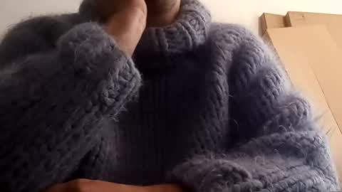 sweaterboy666 online show from February 3, 1:38 pm