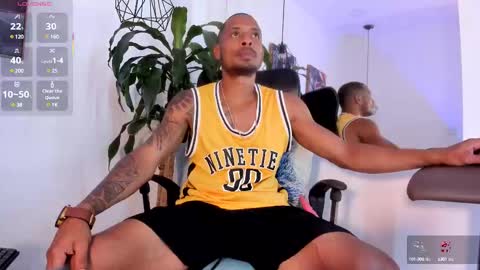 alessandre online show from March 12, 7:28 pm