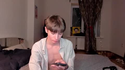 kira online show from February 21, 5:42 pm