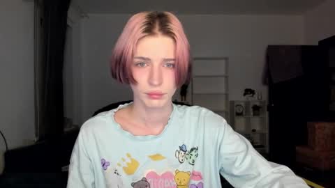 kira online show from February 19, 7:21 pm