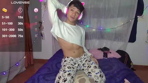 Cameron Alejandro online show from December 23, 2:39 pm