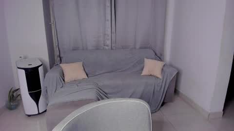 Lian online show from February 20, 3:45 am