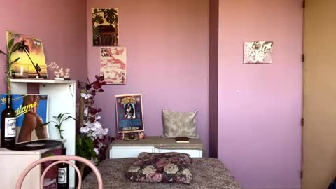 swettcabol online show from February 18, 6:39 pm