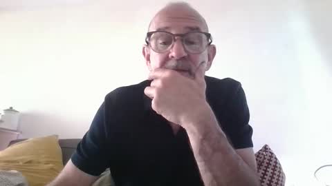 swimmi70 online show from May 27, 7:49 am