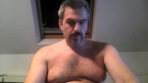 swinger_men_austria online show from November 15, 5:48 pm