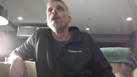 Snapshot of swontguy2025 chatting on March 9, 6:28 am swontguy2025 online show from March 9, 6:28 am