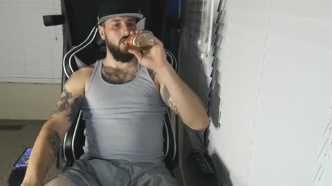 swoozy_ online show from September 25, 1:15 am