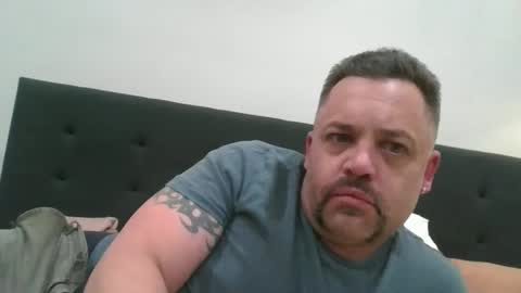 sxylegsturnmeon online show from October 3, 8:25 pm