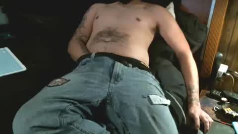 Snapshot of sydetrak4469 chatting on January 2, 5:50 pm Syde online show from January 2, 5:50 pm