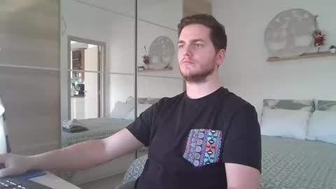 syl092 online show from February 23, 3:05 pm