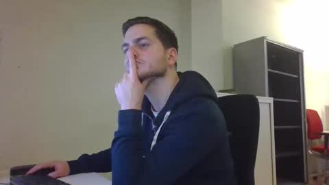 syl092 online show from December 5, 2:00 pm