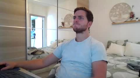 syl092 online show from September 13, 2:18 pm