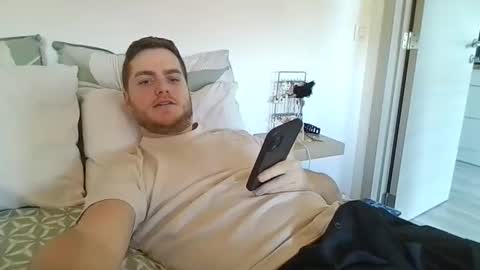 syl092 online show from December 15, 10:12 am