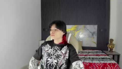 sylasfrost online show from December 13, 7:42 pm