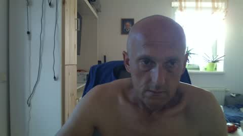 sylverstart92 online show from June 27, 5:43 am