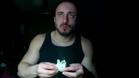 Snapshot of t_huracane chatting on March 5, 4:13 pm Huracane online show from March 5, 4:13 pm