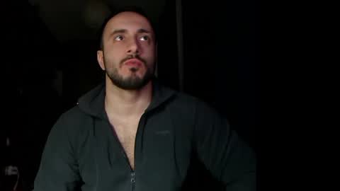 Snapshot of t_huracane chatting on February 4, 6:27 pm Huracane online show from February 4, 6:27 pm