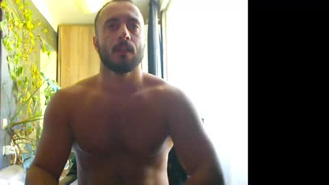 Snapshot of t_huracane chatting on October 16, 10:56 am Huracane online show from October 16, 10:56 am